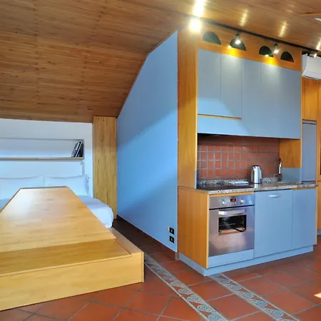 Apartamento The Garden Attic *